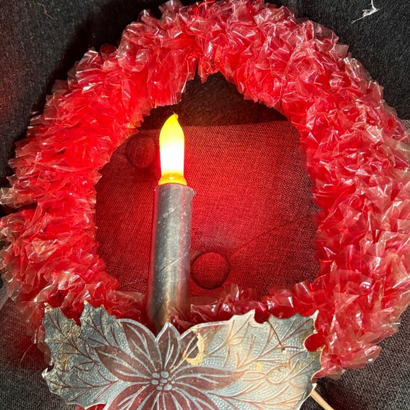 1950s Holiday Sparkling Red Cellophane Lighted 10" Wreath White Cord - Picture 1 of 4